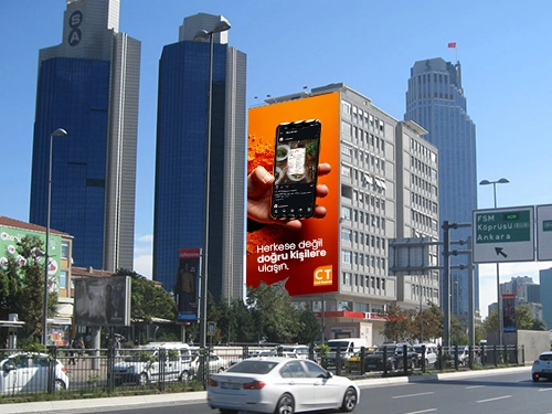 Reklam artık sadece markaların değil, bireylerin de gelir kapısı haline geldi.